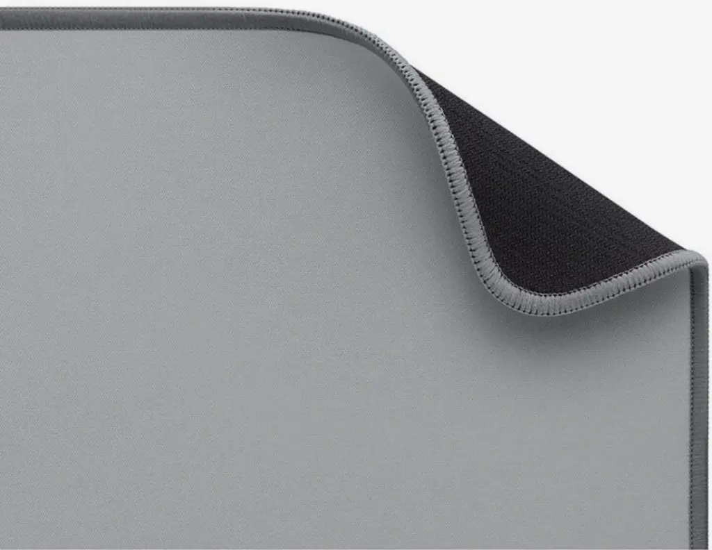 anti-slip rubber base stays put desk matt mourixa qatar.webp
