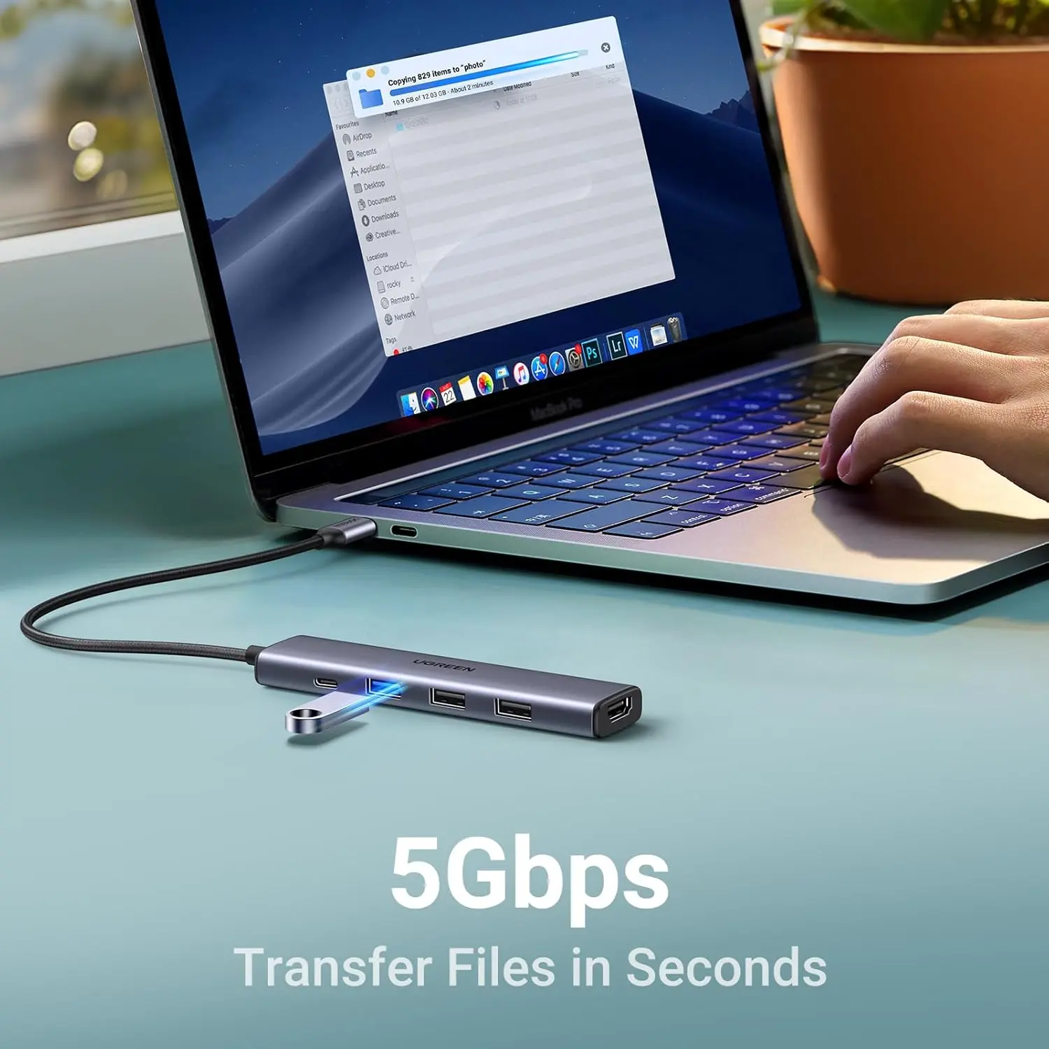 Mourixa-UGREEN Revodok 105 USB C Hub 5 in 1 Multiport Adapter-09.webp