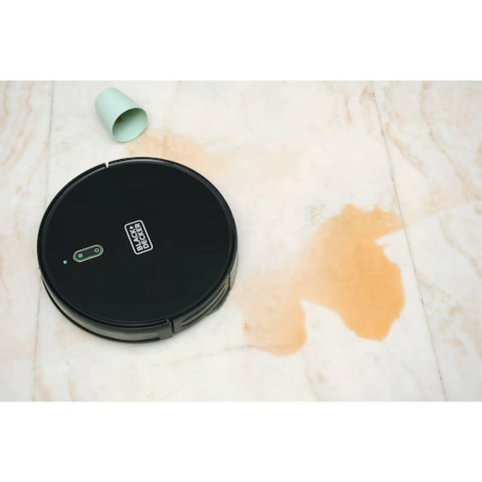 Black+Decker 2-in-1 Robotic Vacuum and Mop liquid cleaning mourixa qatar.webp