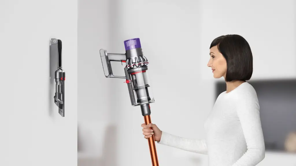 dyson-v10-absolute-mourixa qatar-3.webp