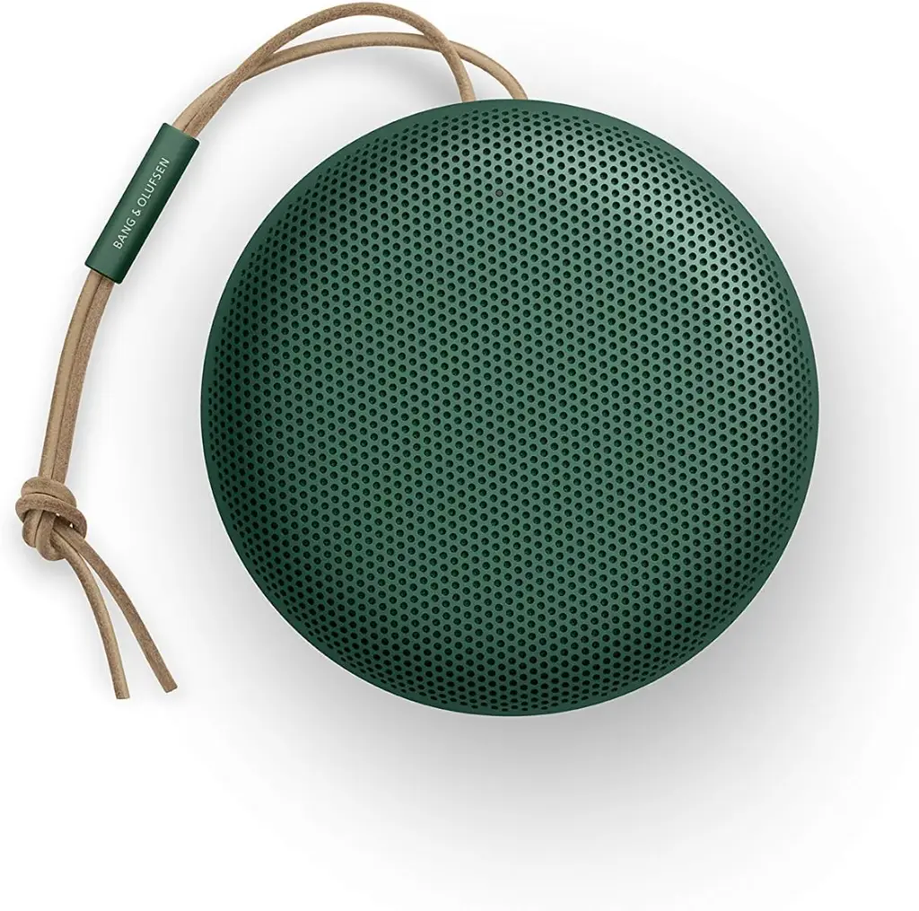 Bang & Olufsen Beosound A1 Waterproof Bluetooth Speaker (2nd Gen) - Green- mourixa qatar-3.webp