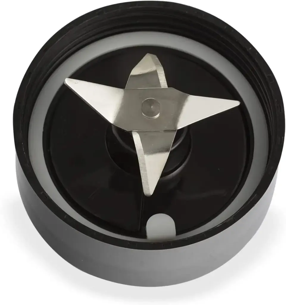 Kenwood Personal Blender 350W Smoothie Blender Cum Smoothie Maker with 570ml & 400ml Tritan Smoothie2Go Bottle and Lid, Ice Crush Function BLM05.A0BK Black-Silver-mourixa Qatar-5.webp