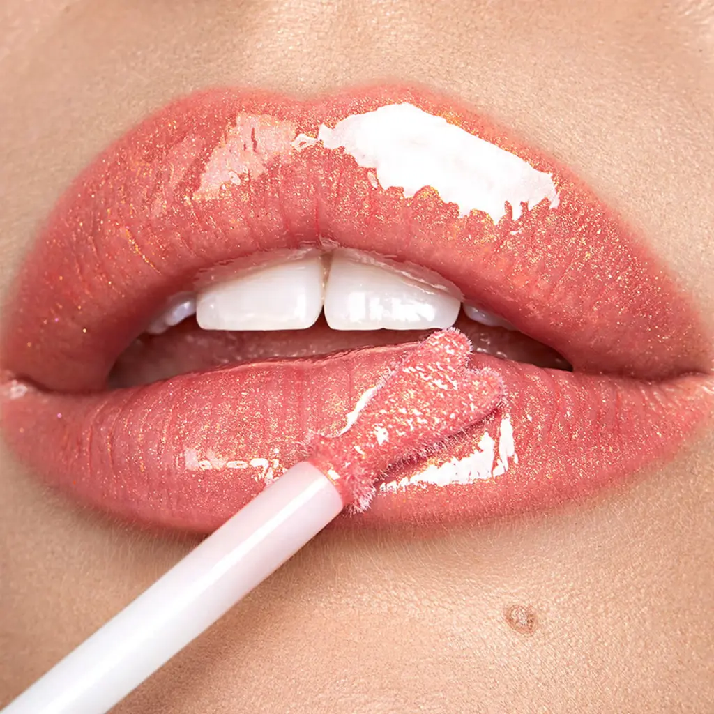 Charlotte Tilbury COLLAGEN LIP BATH Peachy Plump - mourixa Qatar -1.webp