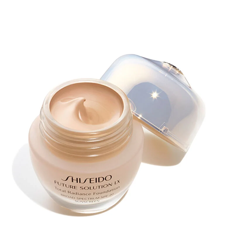 Shiseido Future Solution LX Total Radiance Foundation – 3 Neutral 