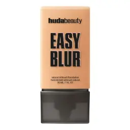 Huda Beauty Easy Blur Foundation - Butter Pecan 330N (30 ml)